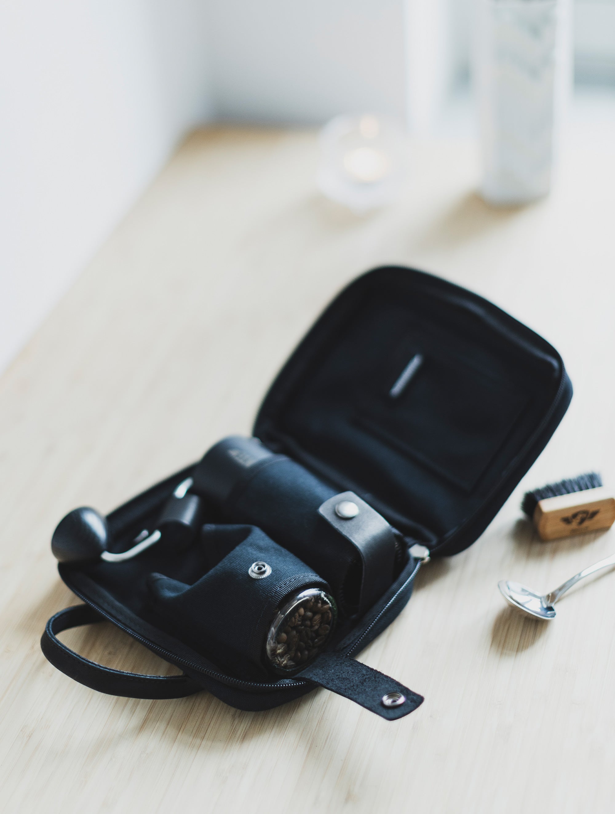 Comandante C40 Travel Bag Black
